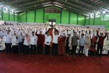 Puluhan Guru Pasrah SK PPPK Ditahan Wali Kota Serang - JPNN.com Banten