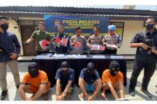 Polisi Ringkus 4 Pelaku Curanmor di Tangerang, 1 Orang Masih Buron - JPNN.com Banten