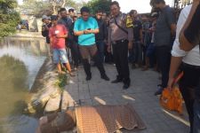 Mayat Pria Diduga Korban Kekerasan Mengambang di Kali Kadikaran Serang - JPNN.com Banten