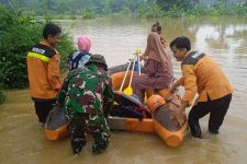 4 Desa di Cikande Serang Kembali Terendam Banjir Satu Meter - JPNN.com Banten