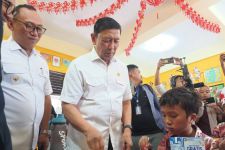 Wiranto Lihat Langsung Uji Coba Makan Siang Gratis di Kota Cilegon - JPNN.com Banten