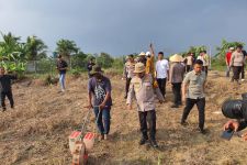 Polres Serang Sulap 10 Hektare Lahan Tidur Jadi Kebun Jagung - JPNN.com Banten