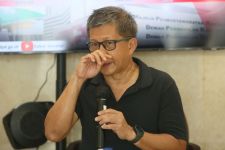 Geram Dugaan Penghinaan Presiden, Rocky Gerung Dilaporkan ke Polda Jabar - JPNN.com Jabar