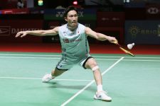 Indonesia Masters 2023: Performa Terus Menurun, Kento Momota Kepikiran Pensiun? - JPNN.com