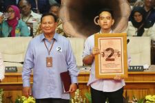 Puji Penampilan Gibran dalam Debat Cawapres, Prabowo: Saya Bangga, Nilai 9,9 - JPNN.com Sumut