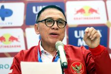 Begini Respons Iwan Bule Buntut Keputusan Persipura Pilih WO saat Kontra Madura United, Simak - JPNN.com Bali