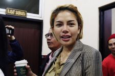 Nikita Mirzani Beri Semangat Wanda Hamidah, Sebut Dirinya Bisa Lebih Kejam - JPNN.com NTB
