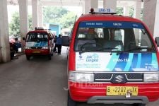 Harga BBM Naik, Legislator DKI Ini Minta Tarif Transportasi Umum Gratis, Bisa? - JPNN.com Jakarta