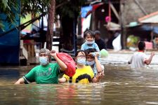 Wilayah di Kota Palangkaraya Ini Mulai Terendam Banjir - JPNN.com