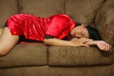 Wanita Wajib Tahu, Ini 10 Manfaat Tidur Tanpa Bra - JPNN.com Jabar