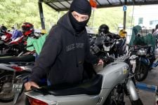 Pura-pura Jadi Ojol Kawanan Pencuri Ini Sukses Gasak Sepeda Motor di Depok - JPNN.com Jabar