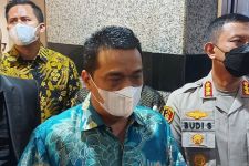 Hadiri Pernikahan Tersangka Pembuang Bayi di Kantor Polisi, Wagub Ariza Berpesan Begini - JPNN.com Jakarta