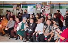 Masyarakat Peringati 40 Hari Kematian Brigadir J di TIM, Ada 4.000 Lilin Menyala - JPNN.com Jakarta