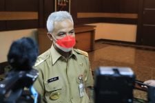 Ganjar Sebut Pengetatan Selama Nataru di Jateng Berjalan Sukses - JPNN.com Jateng