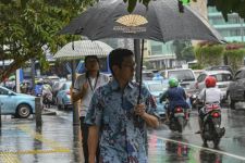 Prakiraan Cuaca Solo Hari Ini: Potensi Hujan Ringan hingga Sedang Terjadi Menjelang Malam - JPNN.com Jateng