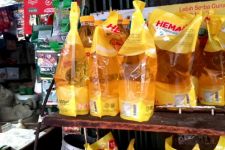 Polisi Awasi Kebijakan Minyak Goreng Satu Harga di Banyumas - JPNN.com Jateng
