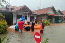 Ratusan Warga Diungsikan Akibat Banjir di Pekalongan - JPNN.com Jateng