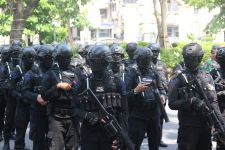 Jumlah Aparat Bukan Main, Massa Demo 11 April di Semarang Tak Sebanding - JPNN.com Jateng