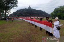 Sang Saka Kelilingi Candi Borobudur di Hari Lahir Pancasila, Ini Penampakannya - JPNN.com Jateng