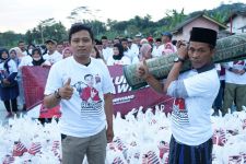 Sukarelawan Mochamad Herviano Mengadakan Bakti Sosial di Kabupaten Semarang - JPNN.com Jateng