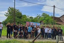 Sukarelawan Prabowo-Gibran Giatkan Kerja Bakti Bareng Warga Demak - JPNN.com Jateng