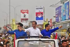 Kampanye Terbuka di Banyumas, Jokowi Dukung Luthfi-Yasin: Semua Orang Tahu - JPNN.com Jateng