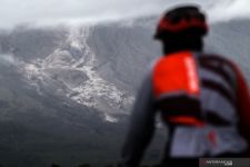 Awan Panas Gunung Semeru Terjang 6 Desa di Lumajang - JPNN.com Jatim