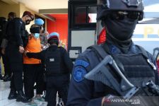Densus 88 Tangkap Dua Terduga Teroris di Surabaya dan Tuban - JPNN.com Jatim
