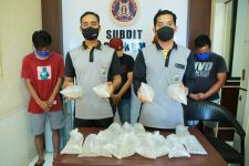 Empat Pemuda Asal Jember Ini Ditahan, Kelakuan Mereka Merugikan Negara - JPNN.com Jatim