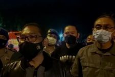 Diteriaki Maling, Anggota TNI AL Dikeroyok Puluhan Pemuda di Bungurasih Surabaya - JPNN.com Jatim