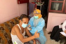 Baru 83 Persen, Target Vaksinasi Lansia Surabaya Mundur Akhir Juni - JPNN.com Jatim