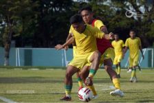 Penguasaan Bola Jadi Fokus Latihan Pemain Persebaya - JPNN.com Jatim