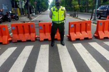 Sebanyak 11 Ruas Jalan di Gresik Tutup selama PPKM Darurat - JPNN.com Jatim