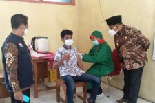 Pemkab Banyuwangi Gelar Vaksinasi Covid-19 di Kalangan Remaja - JPNN.com Jatim