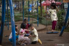Pemkot Surabaya Diminta Memperhatikan Anak-anak Yatim Piatu di Masa Pandemi Covid-19 - JPNN.com Jatim