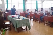 10 Hari PTM Terbatas, Banyak Siswa SMA/SMK di Jatim Malah Nongkrong - JPNN.com Jatim