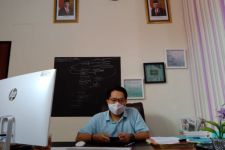 Bukan Karena Klaster Sekolah, Ini Alasan SMP Surabaya Kembali Daring - JPNN.com Jatim