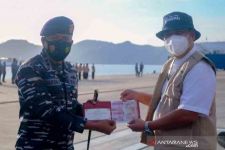 TNI AL Kerahkan KRI Ajak 653 Kelilingi Empat Pulau Terluar di NTB Bareng BI, Lihat Nih - JPNN.com Bali