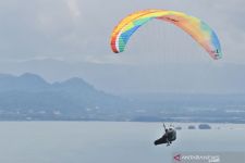 Mengagumkan! Torehan Emas Paralayang Jatim di PON Papua Lebihi Target dan Jauh Lampaui Lawan - JPNN.com Jatim