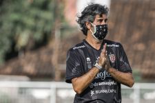 Teco Komentari Skuad Coach Milomir Seslija, Puji PSM Tim Kuat di Liga 1 - JPNN.com Bali