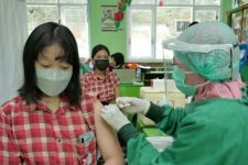Kota Madiun Targetkan Penuntasan Vaksinasi Pelajar Usia 12 Tahun - JPNN.com Jatim