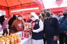 Pemkab Mojokerto Gelar Pasar Murah, Penuhi Kebutuhan Warga di Masa Pandemi - JPNN.com Jatim