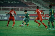 Persebaya Menuju Puncak Klasemen Liga 1, Berikut Catatan Head to Head Vs Bhayangkara FC - JPNN.com Jatim