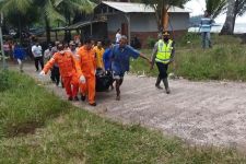 Nelayan Tenggelam di Pintu Muara Pantai Blado Trenggalek Ditemukan Meninggal - JPNN.com Jatim
