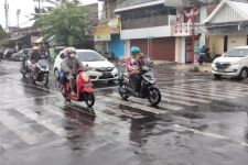 Tingkat Intensitas Hujan di Jatim Tinggi, Masyarakat Diminta Waspada - JPNN.com Jatim