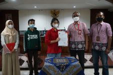 39 Mahasiswa Untag Surabaya Penerima KIP Diminta Tak Menikah Atau Bekerja - JPNN.com Jatim