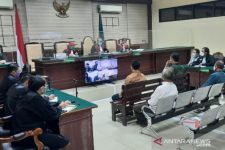 Jadi Saksi di Persidangan, Tukang Becak: Bupati Nganjuk Sering Beri Bantuan - JPNN.com Jatim