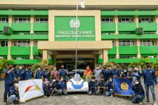 Membanggakan, Garnesa Racing Team Fakultas Teknik Unesa Juara 1 KMHE 2021 - JPNN.com Jatim