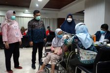 Cegah Gelombang Ketiga, Untag Surabaya Distribusikan 1.000 Dosis Vaksin Covid-19 - JPNN.com Jatim