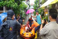 Denpasar dan Badung Banjir Parah, BPBD Klaim Puncak Badai La Nina di Bali - JPNN.com Bali